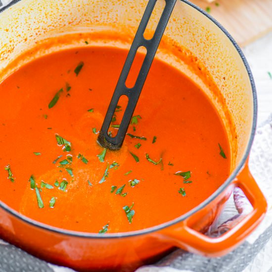 Roasted Red Pepper and Ginger Soup - Recipe photo by ChefDeHome
