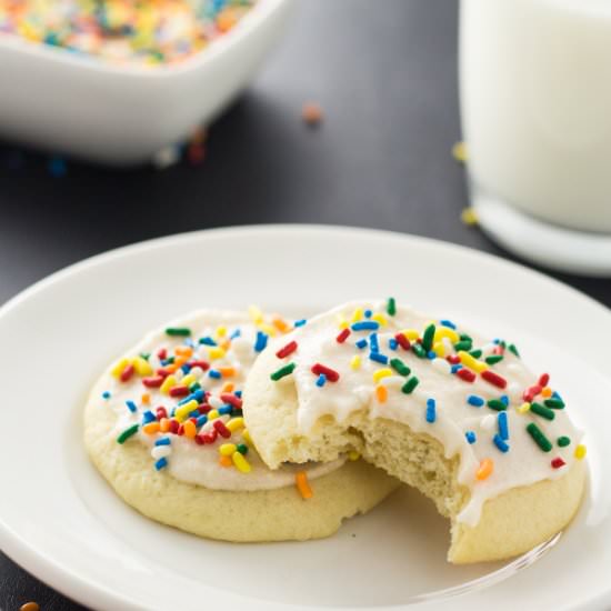 Sour Cream Sugar Cookies - Recipe photo by cupcakesandhammers