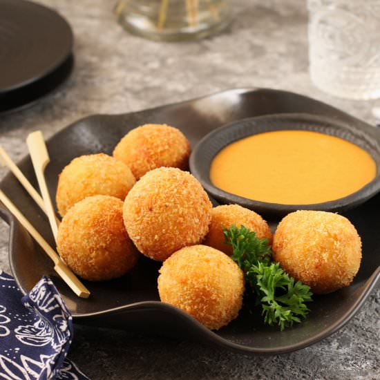 Tuna Mac Cheese Balls - Recipe photo by cooking chapter
