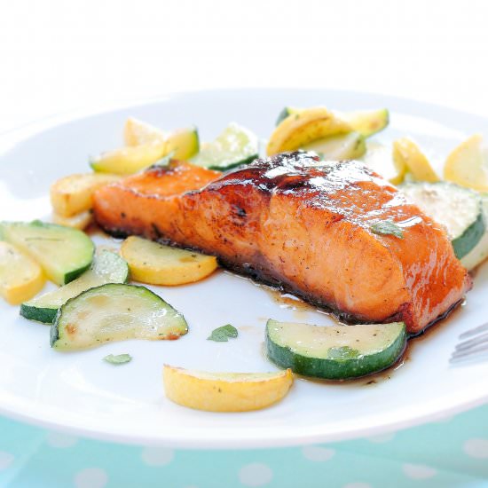 Spicy Honey-Glazed Salmon - Recipe photo by Cooking Creation