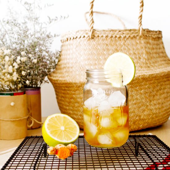 Turmeric Iced Tea - Recipe photo by The Chick Who Eats