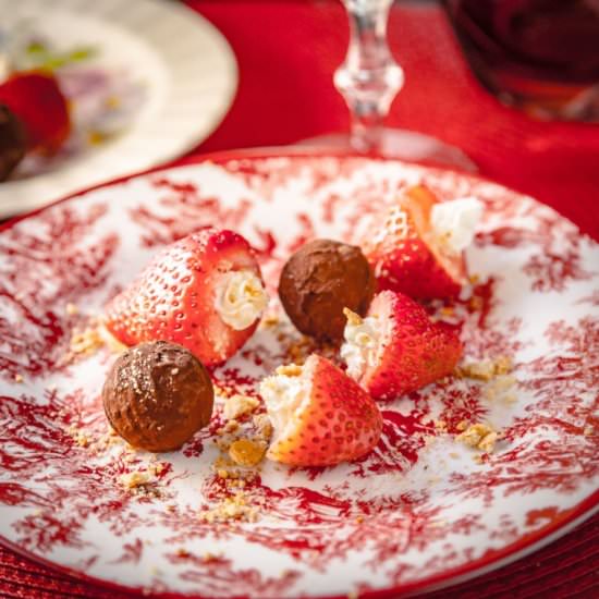 Deviled Strawberries - Recipe photo by Sweet Tea Sweetie