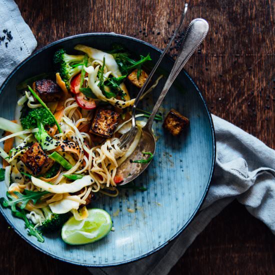 thai salad with red peanut sauce - Recipe photo by cashewkitchen