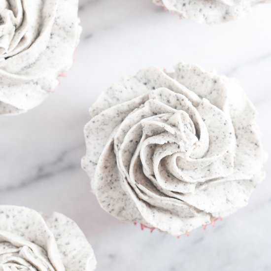 Bakery Style Buttercream - Recipe photo by kitchen_trials