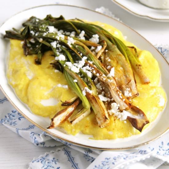 Roasted Green Onions and Polenta - Recipe photo by adinutza