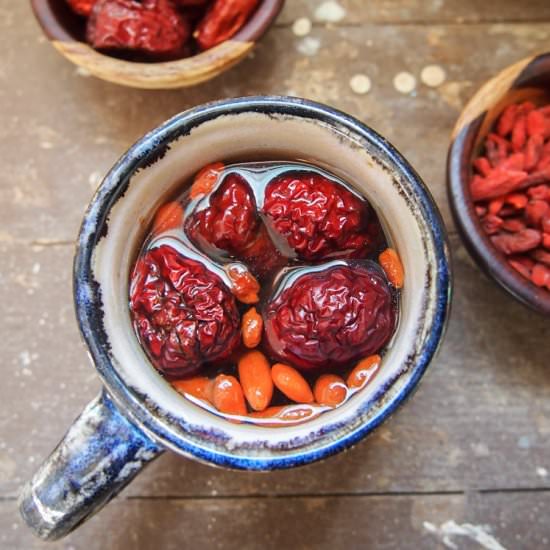 Jujube Tea with Cacao Nibs - Recipe photo by vermilionroots