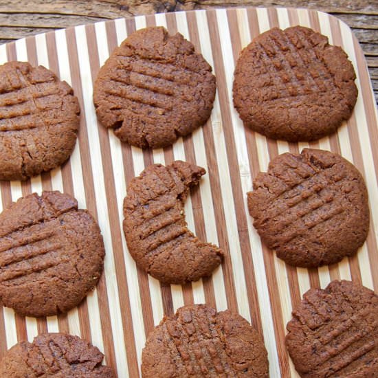 Vegan Five Spice Molasses Cookies - Recipe photo by vermilionroots