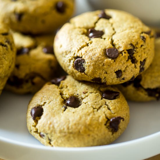 Gluten Free Chocolate Chip Cookies - Recipe photo by foodfaithfitness