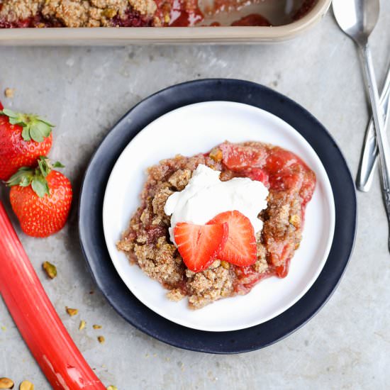Strawberry Rhubarb Crisp - Recipe photo by bakerita
