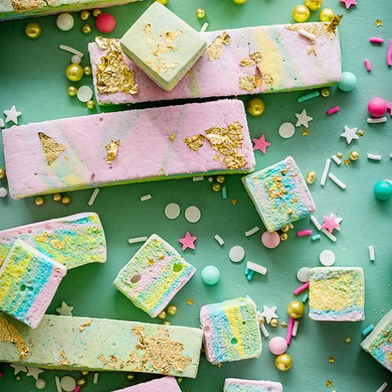 Rainbow Marshmallows - Recipe photo by BakersRoyale