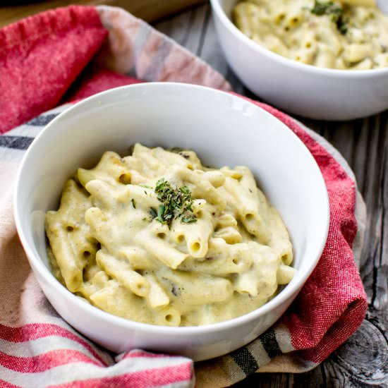 Cheesy Vegan Pasta - Recipe photo by Wellness with Taryn