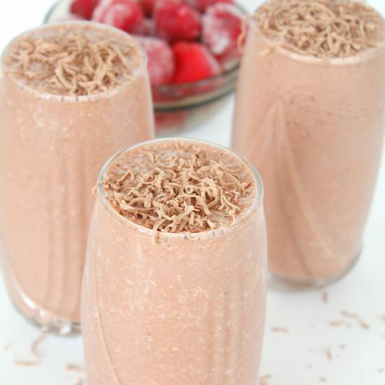 Fudge, Strawberry and Cherry Smoothie - Recipe photo by Easy Peasy Creative Ideas