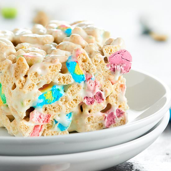Lucky Charms Marshmallow Treats - Recipe photo by showmetheyummy
