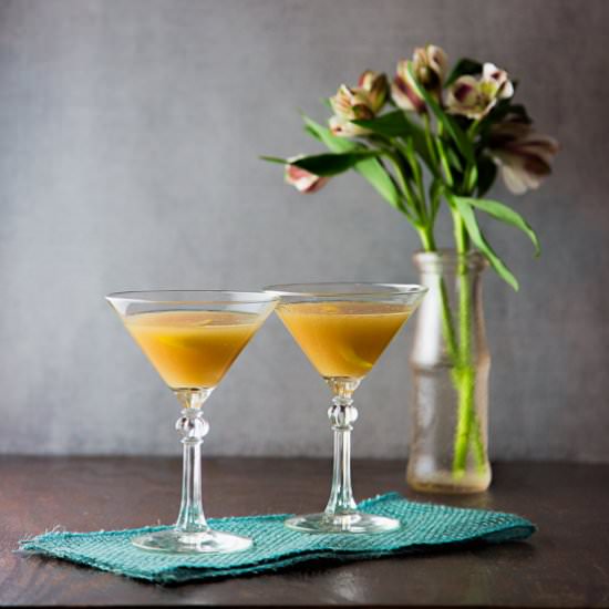 Japanese Cocktail - Recipe photo by sidewalkshoes