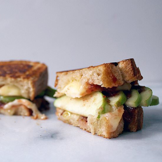 Apple and Cranberry Grilled Cheese - Recipe photo by Unusuallylovely