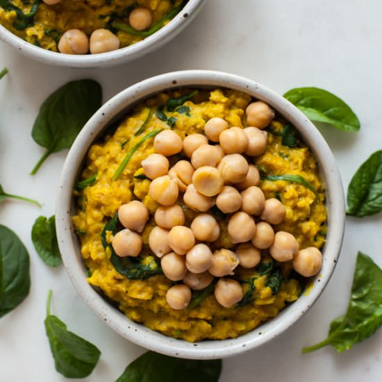 Savory Turmeric Chickpea Oats - Recipe photo by thefullhelping