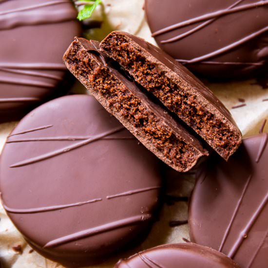 Homemade Thin Mint Cookies - Recipe photo by sallysbakingaddiction