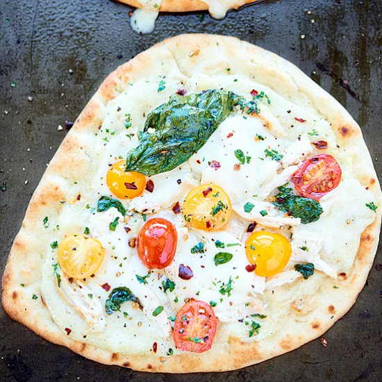 Chicken Naan Pizza - Recipe photo by showmetheyummy