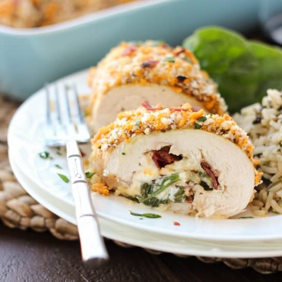 Spinach and Bacon Stuffed Chicken - Recipe photo by mykitchencraze