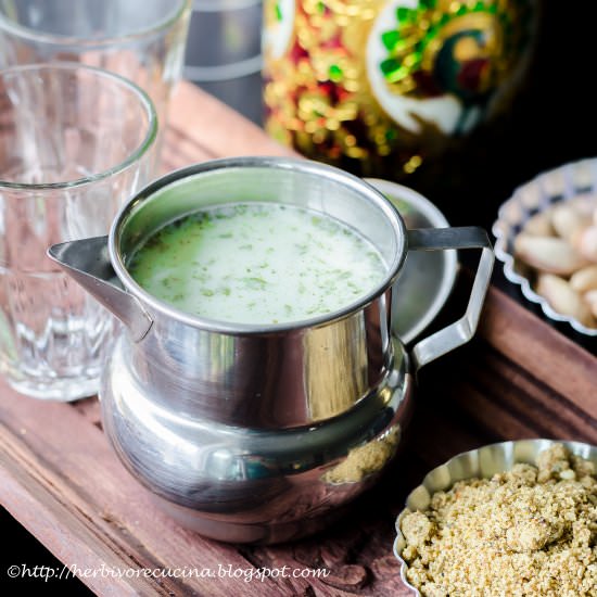 Paan Shots | Gulkand Paan Milkshake - Recipe photo by Herbivore Cucina