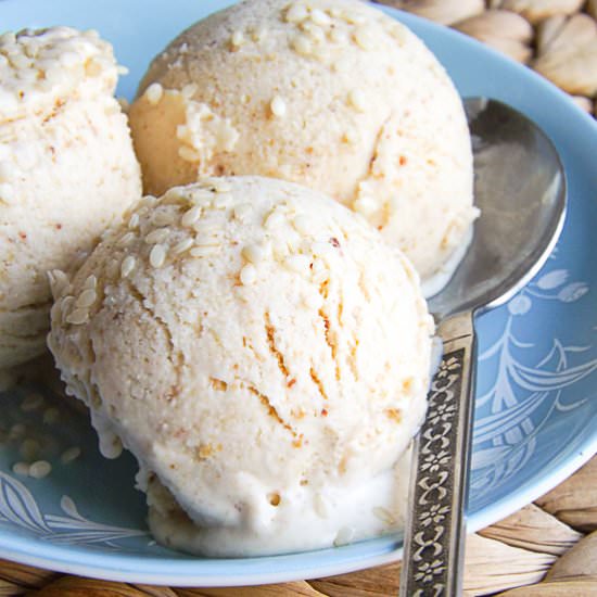 Sesame Ice Cream - Recipe photo by BakingSecrets