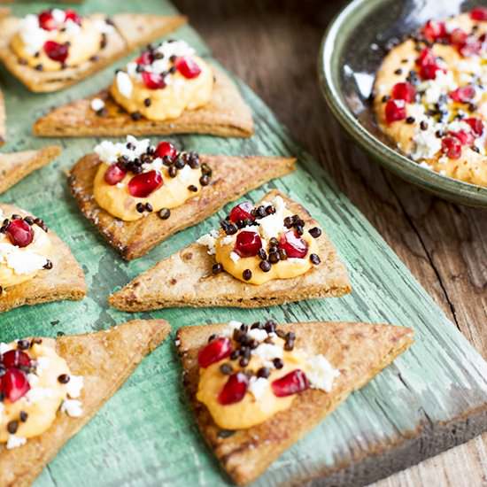 Roasted Red Pepper Hummus Pita Bites - Recipe photo by calizona
