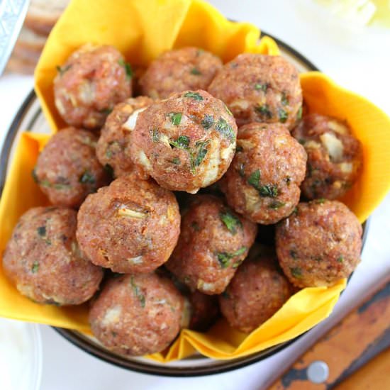 Healthy Baked Meatballs - Recipe photo by Easy Peasy Creative Ideas