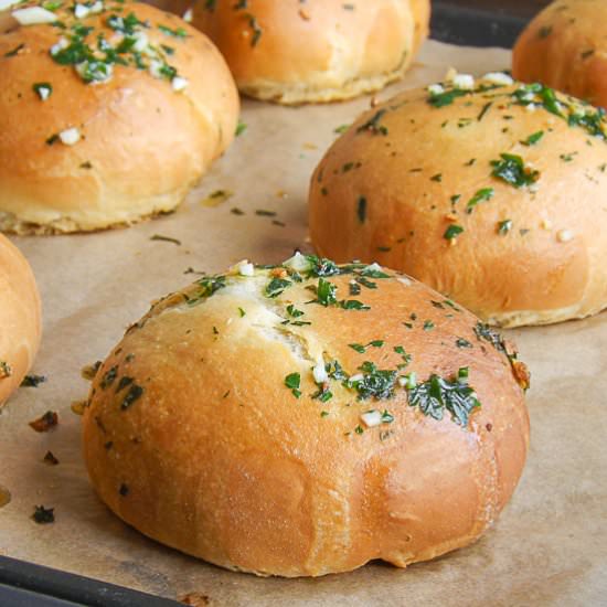 Garlic and Mozzarella Buns - Recipe photo by BakingSecrets