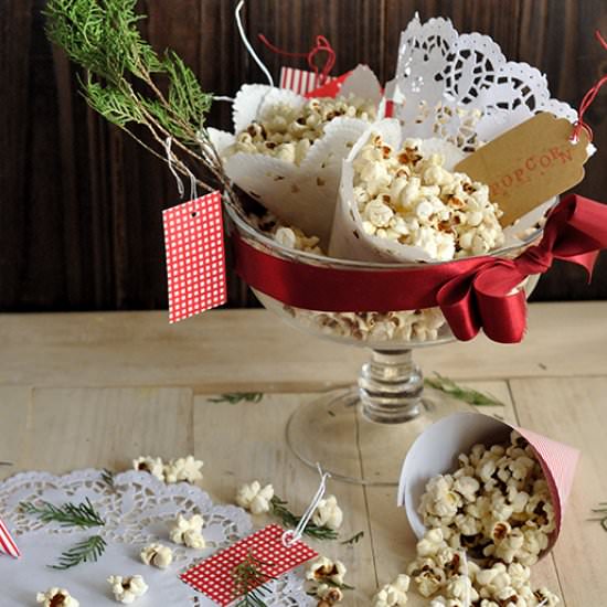 Stovetop Caramel Popcorn - Recipe photo by Beanpanda