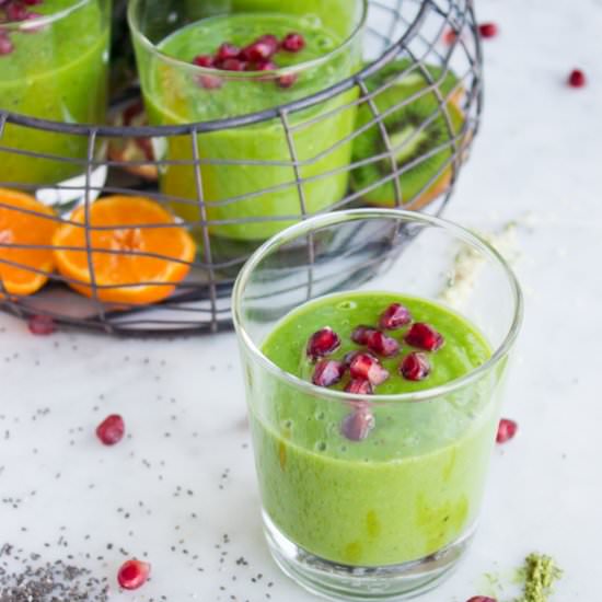 Hemp Matcha Kale Power Smoothie - Recipe photo by two.purple.figs