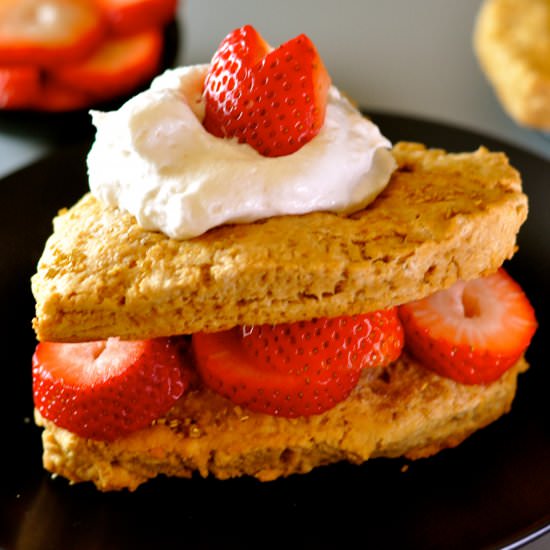 Easy Scones with Strawberries - Recipe photo by Ordinary Vegan