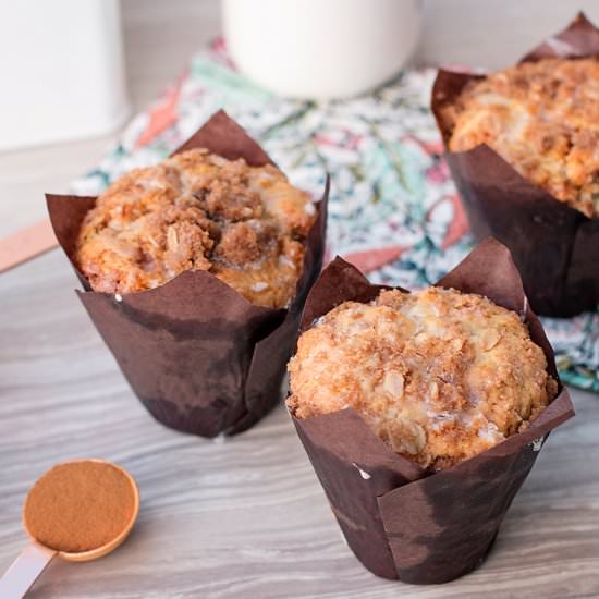 Apple Crumb Muffins - Recipe photo by xoxoBella