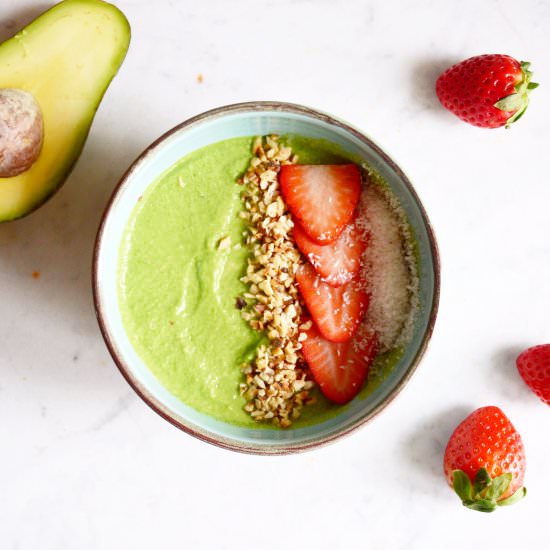 Green smoothie bowl - Recipe photo by Inside the rustic kitchen
