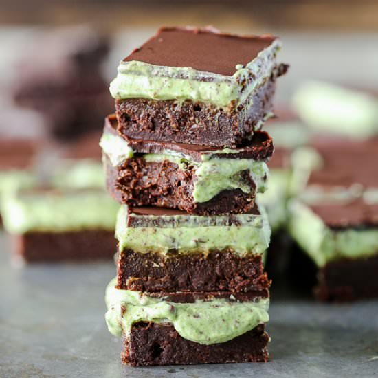 Mint Chocolate Chip Brownies - Recipe photo by bakerita