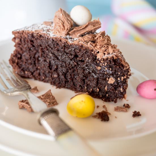 Divine Chocolate Easter Cake - Recipe photo by annmcdonald