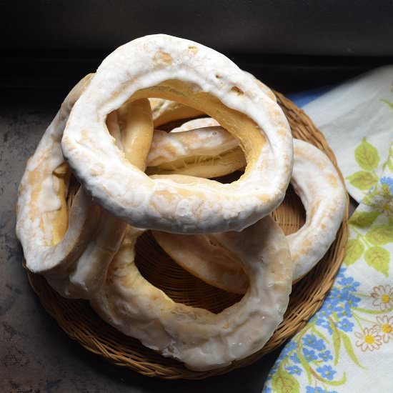 Glazed Italian Egg Taralli - Recipe photo by shelovesbiscotti