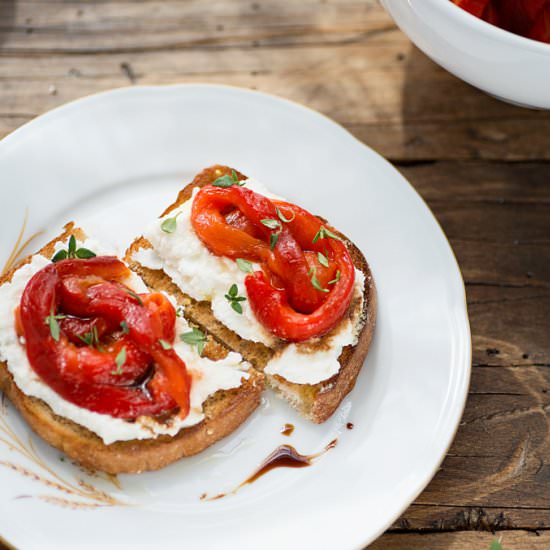 Balsamic Pepper Bruschetta - Recipe photo by foodsmartmom