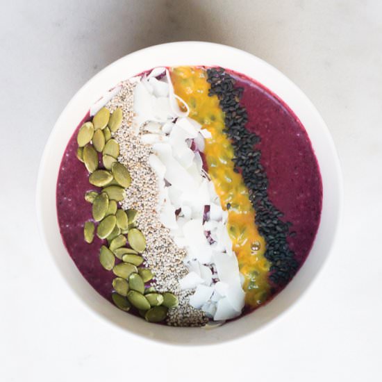 Blueberry acai smoothie bowl - Recipe photo by happyhealthblog