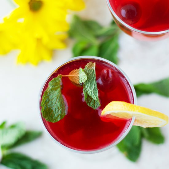 Cherry Mint Lemonade - Recipe photo by ilonaspassion