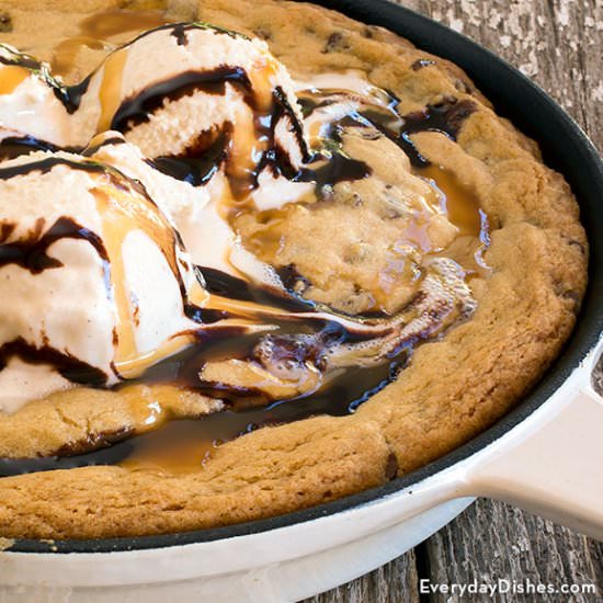 Chocolate Chip Skillet Cookie - Recipe photo by Everyday Dishes