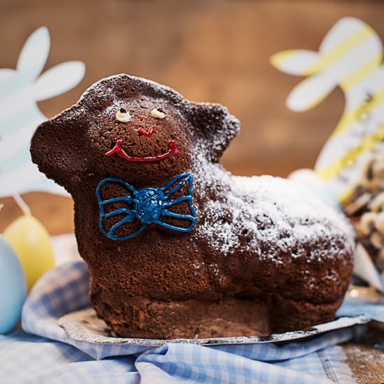 Chocolate easter lamb - Recipe photo by cookingcatrin