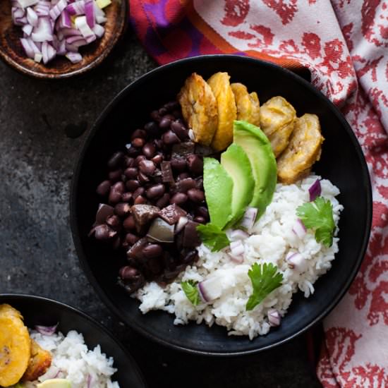 Cuban Black Bean and Rice Bowls - Recipe photo by thefullhelping