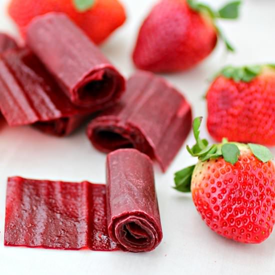 Strawberry Fruit Roll Ups - Recipe photo by Kitchen Simmer