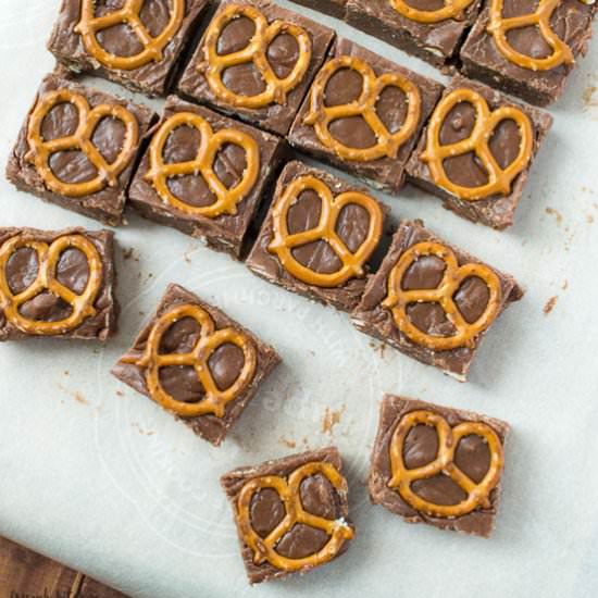 Pretzel Nutella Fudge - Recipe photo by crumbkitchen