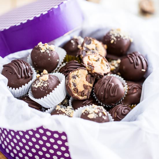 Peanut Butter Cookie Dough Truffles - Recipe photo by EvilTwinKitchen