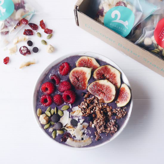 Blueberry Banana Acai Bowl - Recipe photo by yellowfingers