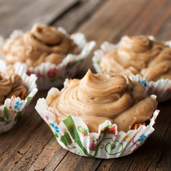 Raw Carrot Cake Cupcakes - Recipe photo by shinewithnature