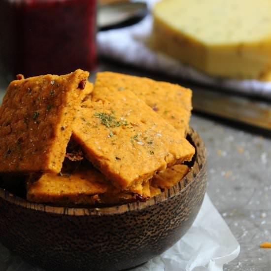 Sundried Tomato and Basil Crackers - Recipe photo by Treatyourselfsweeter
