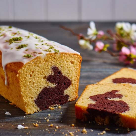Lime Cake with Easter Bunny - Recipe photo by Reisegabel