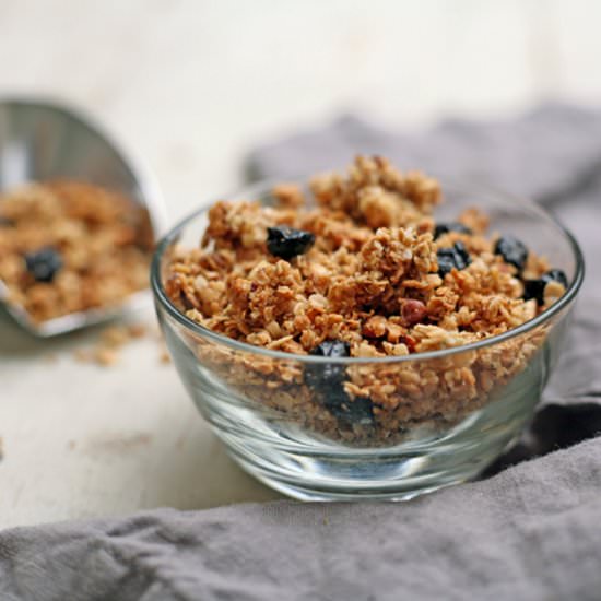 Earl Grey Blueberry Granola - Recipe photo by aplantbasedsoul